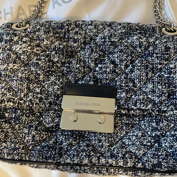 Perfect Navy and White Tweed Michael Kors Chain Shoulder Bag - make offer! - Picture 2 of 5